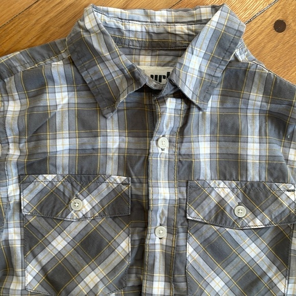 Urban Pipeline Boys Small Button Down Shirt Grey Yellow White Plaid Long Sleeve - Picture 2 of 5